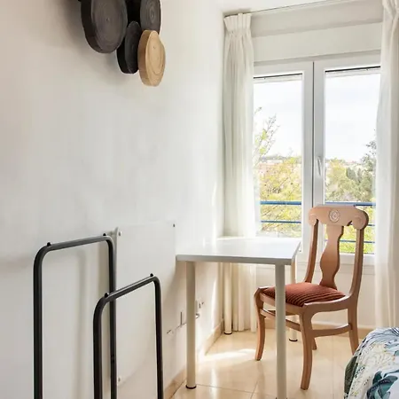 Homestay Lunaroom Center & Quiet