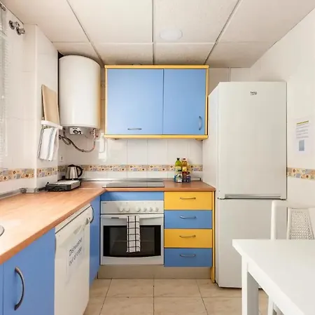Lunaroom Center & Quiet Homestay szállás *